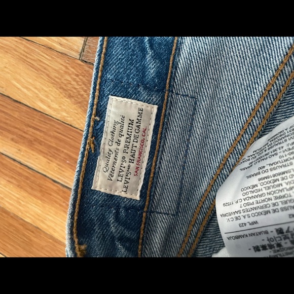 Levi’s distressed 501s - Picture 4 of 5